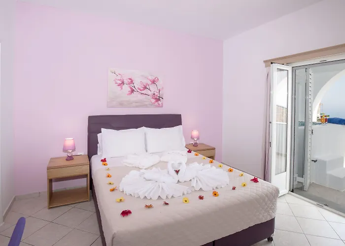 Libertad 3* Imerovigli (Santorini)