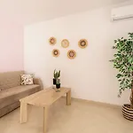Libertad Guest house Imerovigli (Santorini)