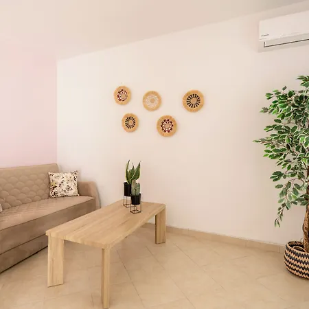 Libertad بيت ضيافة إيميروفيغلي